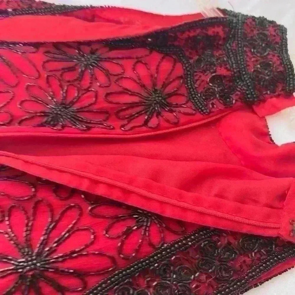 NWT! Mark & John Black and Red Sequin Sleeveless top (Size XL) - Picture 10 of 10